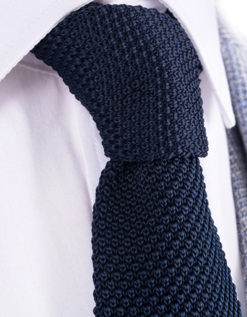 Hellblauer 3 - teiliger Anzug Cavani Caridi sky blau