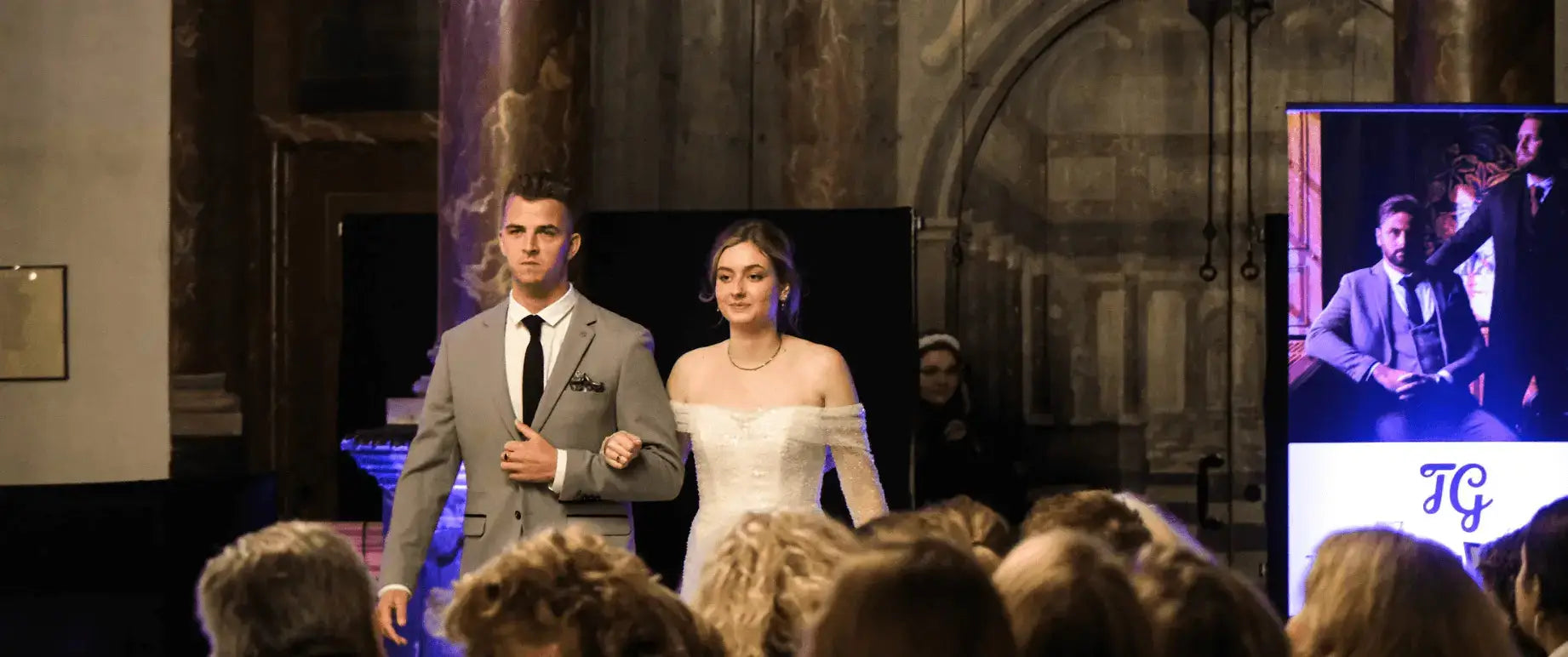 So kleidest du dich als Mann für eine Sommerhochzeit