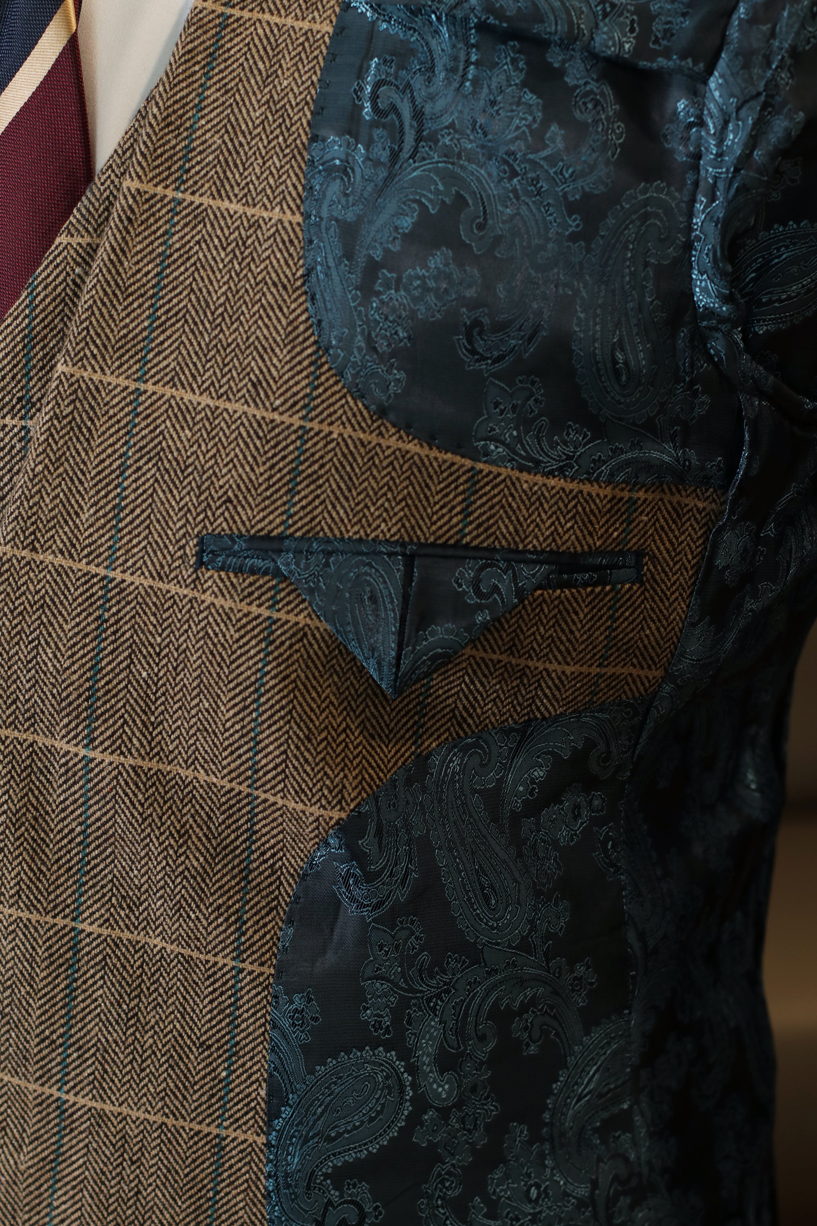 CASTLESON Baron - Dreiteiliger Herrenanzug Braun