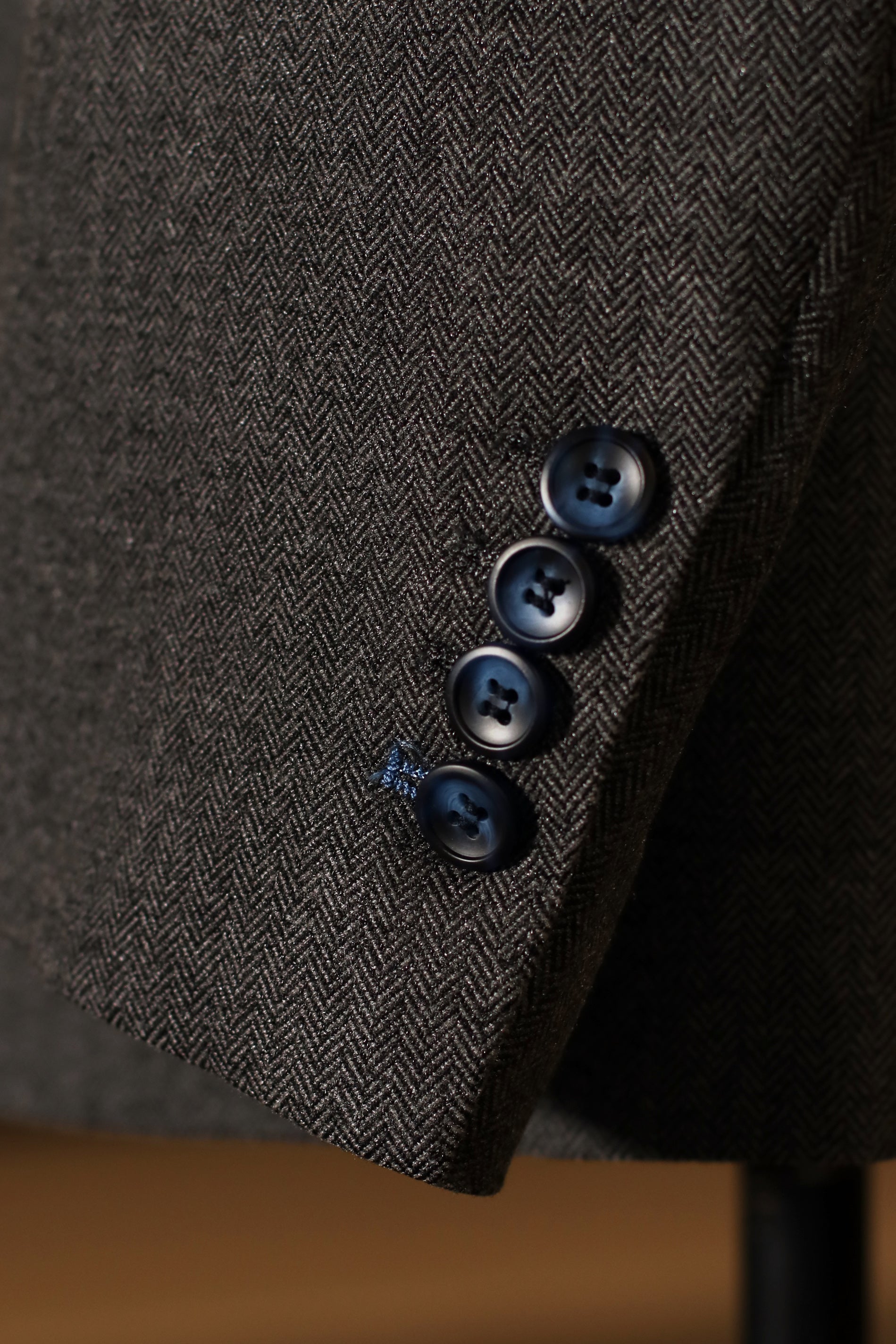 CASTLESON - Colbert Chief Grey - Colbert